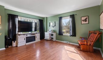 2094 Allan St, Adrian, MI 49221