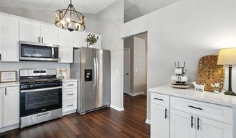 322 WINDING WOODS Trl, Woodstock, GA 30189