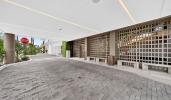 1176 97th St 501, Bay Harbor Islands, FL 33154