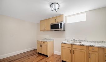 88 Wentworth Ave, Cranston, RI 02905