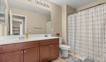 5667 Foxglove Field St, Las Vegas, NV 89130