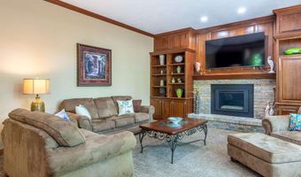 1501 S Weimar St, Appleton, WI 54915