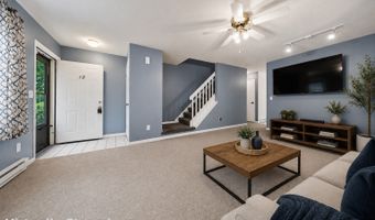 268 Divinity St 12, Bristol, CT 06010