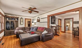 818 Northwestern Ave, Ames, IA 50010