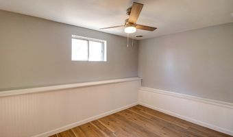 42 Cherry Tree Farm Rd, Middletown, NJ 07748
