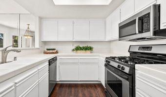 1055 S Sundance Dr, Anaheim, CA 92808