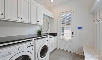 3242 Maymont Pl, Charlotte, NC 28205