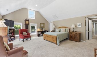 73 Gray St A, Billerica, MA 01821