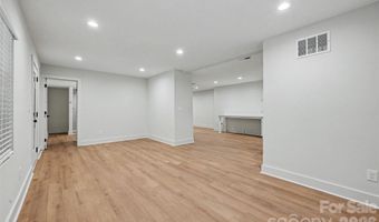2000 Kilborne Dr, Charlotte, NC 28205
