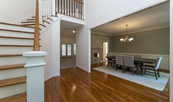 975 AVALON Ln, Anniston, AL 36207