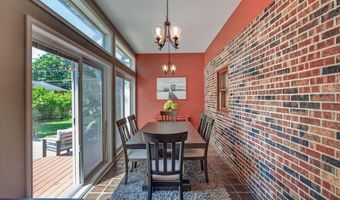 2415 Melrose Ave, Ames, IA 50010