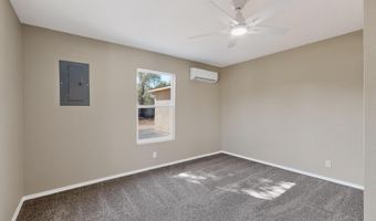 1135 Lillie Dr, Bosque Farms, NM 87068