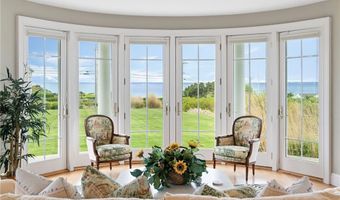 41 Castle Hill Ave, Newport, RI 02840