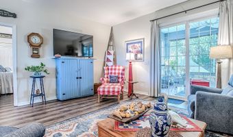 926 DEKLEVA Dr, Apopka, FL 32712