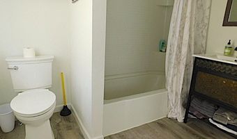 465 W MARINE Dr, Astoria, OR 97103