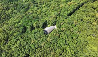 1074 Boone Woods Trl, Augusta, MO 63332