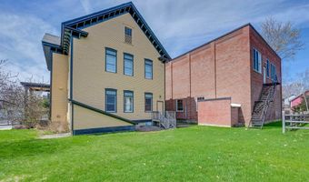 14 School St, Bristol, VT 05443