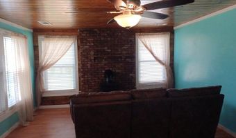 2306 Daywell St, Alexander City, AL 35010