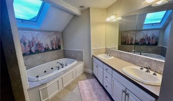 611 Wolcott Ave, Middletown, RI 02842