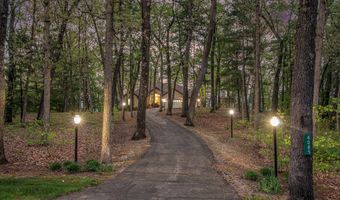 4085 Wildwood Dr, Allegan, MI 49010