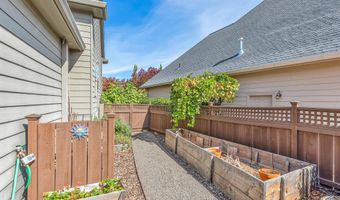 481 Lindsay Ln, Ashland, OR 97520