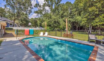 11512 Holly Bluff Cir, Biloxi, MS 39532