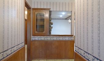 5624 N Mueller Ave, Bethany, OK 73008