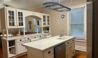 271 Jefferson St, Barnwell, SC 29812