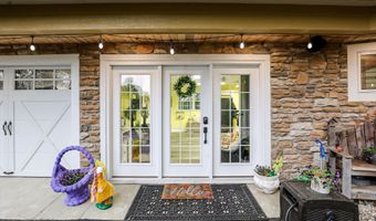 17 Point Ln, Arcadia, IN 46030