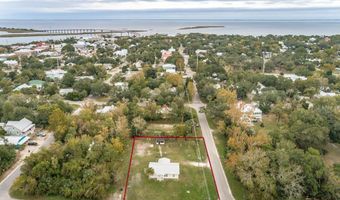 76 Ave H, Apalachicola, FL 32320