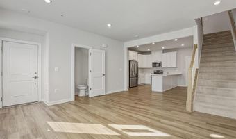 20280 NEWFOUNDLAND Sq, Ashburn, VA 20147