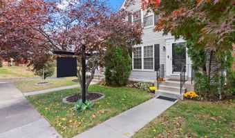 43273 CLEARNIGHT Ter, Ashburn, VA 20147