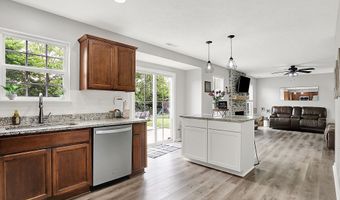 5595 Auburndale Dr, Bargersville, IN 46106
