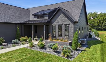 2100 Golfview Dr, Auburn, IN 46706
