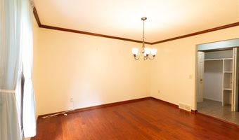 610 Deep Woods Dr, Aurora, OH 44202
