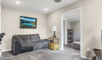 983 Roseland Rd, Alliance, OH 44601