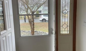 69 Mallard Rd, Bayville, NJ 08721