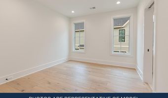 3113 8TH St N, Arlington, VA 22201