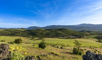 312 Sky Ridge Rd, Ashland, OR 97520