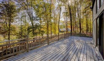 16 Kilroy Rd, Andover, NJ 07860