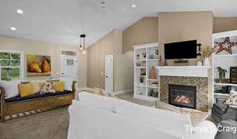 9266 Trafalgar Dr SE, Alto, MI 49302