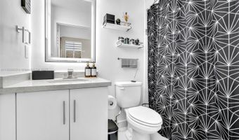 2651 NE 212th Ter 307, Aventura, FL 33180