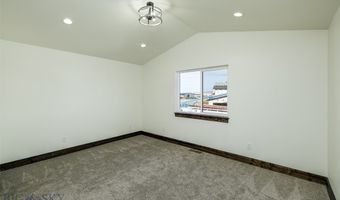 500 Spaniel Ln, Belgrade, MT 59714