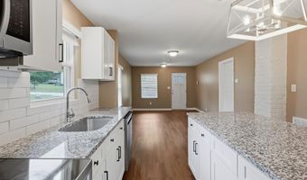 282 W Newton St, Alcoa, TN 37701