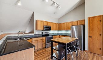 6582 154th St W 132, Apple Valley, MN 55124