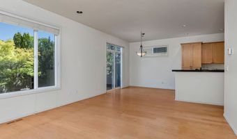 16985 NW SHADOW HILLS Ln, Beaverton, OR 97006