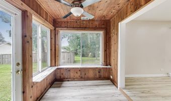 43173 N Lake Ave, Antioch, IL 60002
