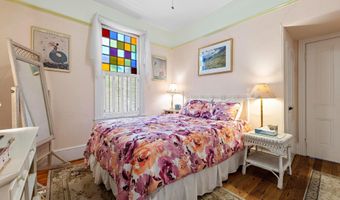 109 CENTRE St, Beach Haven, NJ 08008