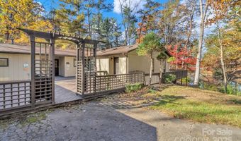 111 Hidden Pond Ln, Asheville, NC 28804