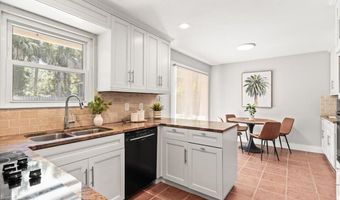 1659 SEA OATS Dr, Atlantic Beach, FL 32233
